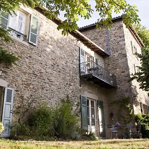 chateau-de-riverie.hotels-rhonealpes.com/